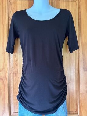 A Pea in the Pod maternity tee